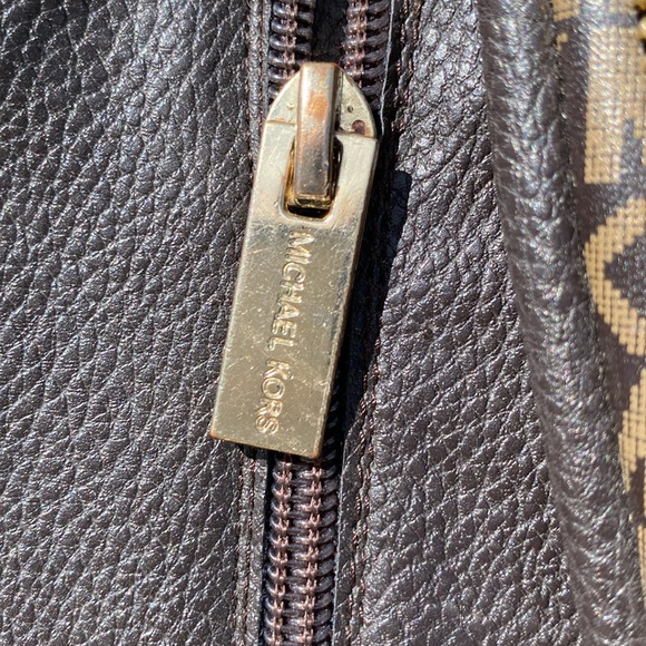 Kids Michael Kors boots. Worn once. - Picture 3 of 6